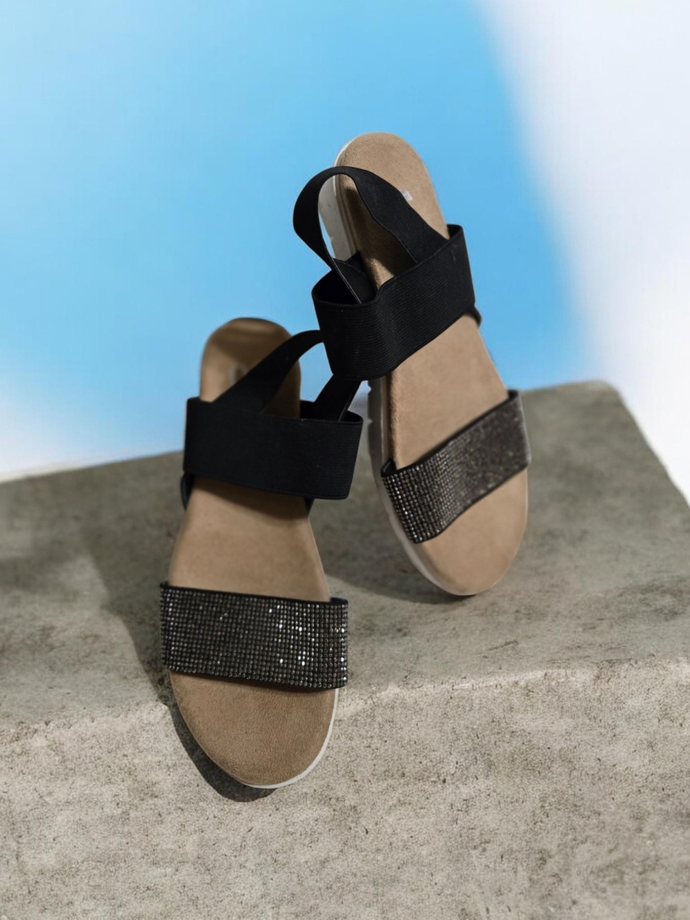 Black Elastic Strap Sandals with Rhinestone Toe Band By SO size 7.5 EUC!!